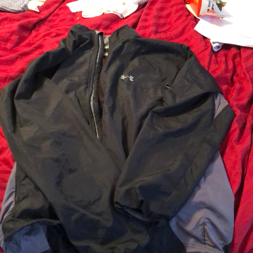 Under armor wind breaker
